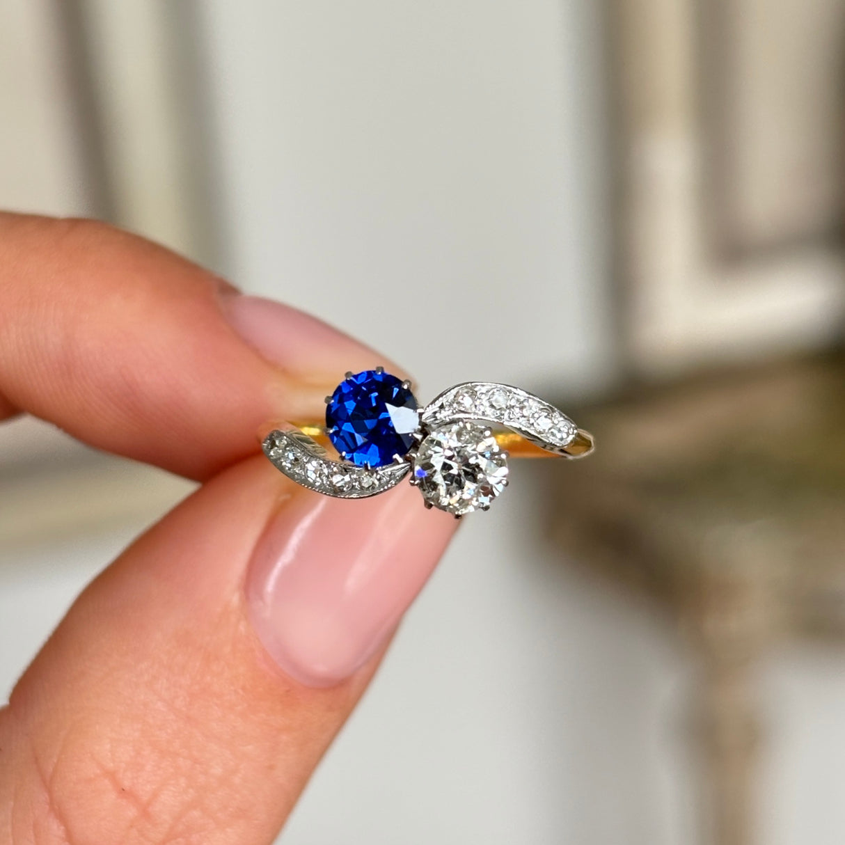 Antique, Edwardian sapphire & diamond toi et moi ring