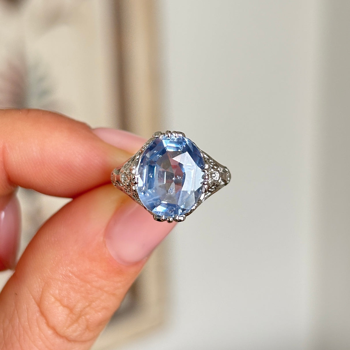 Vintage, antique 1940s sapphire engagement ring