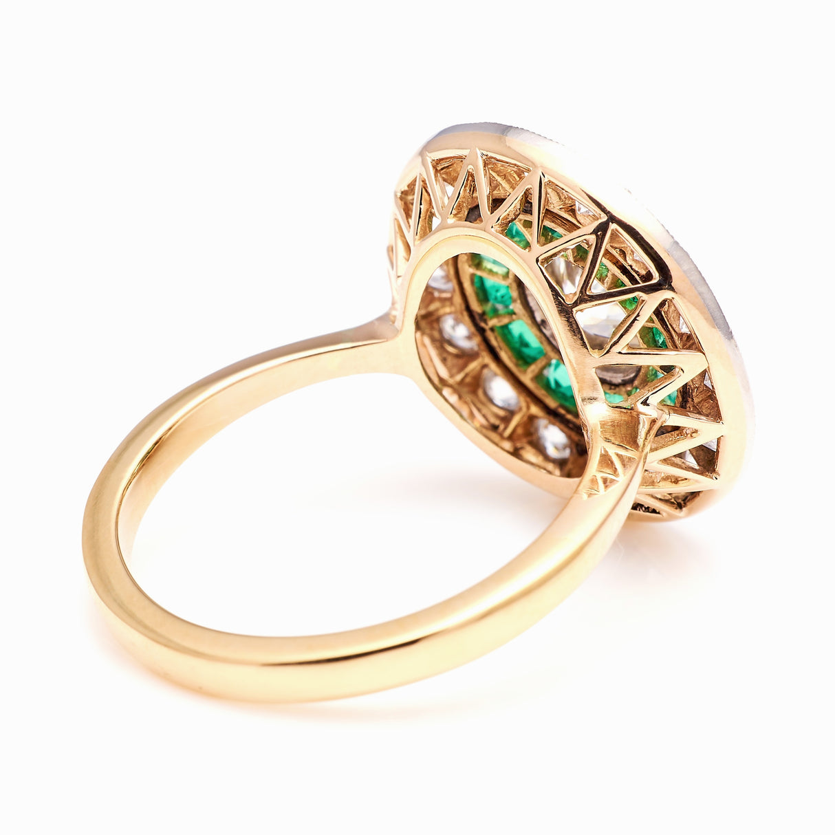Art Deco emerald & diamond target cluster ring, circa 1920s