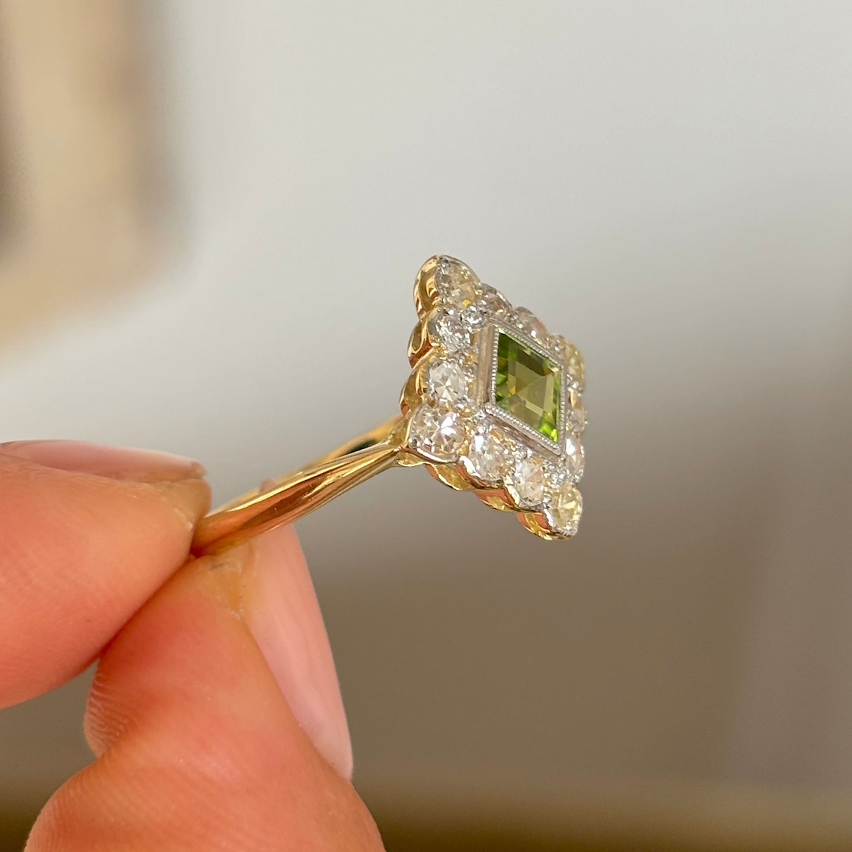 Antique, Edwardian peridot & diamond kite shaped ring