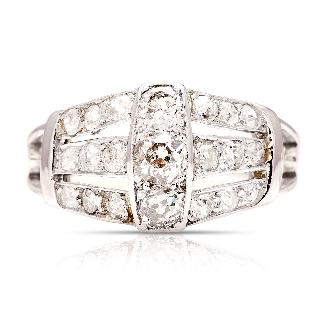 Vintage, Art Deco diamond engagement ring
