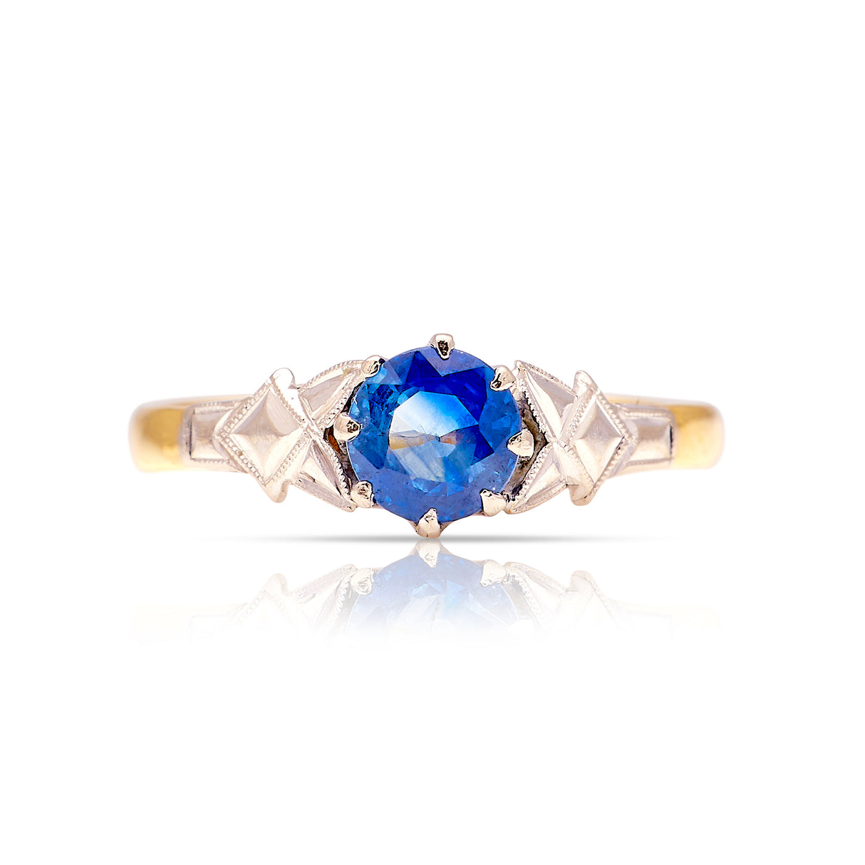 1700-Vintage, 1960s single-stone sapphire ring front