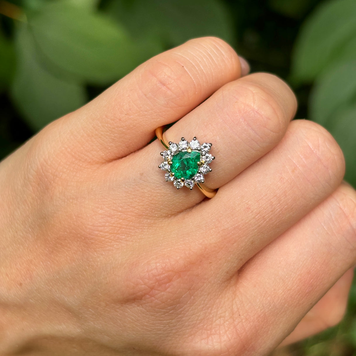 Vintage, 1980s emerald & diamond cluster ring, 18ct yellow gold