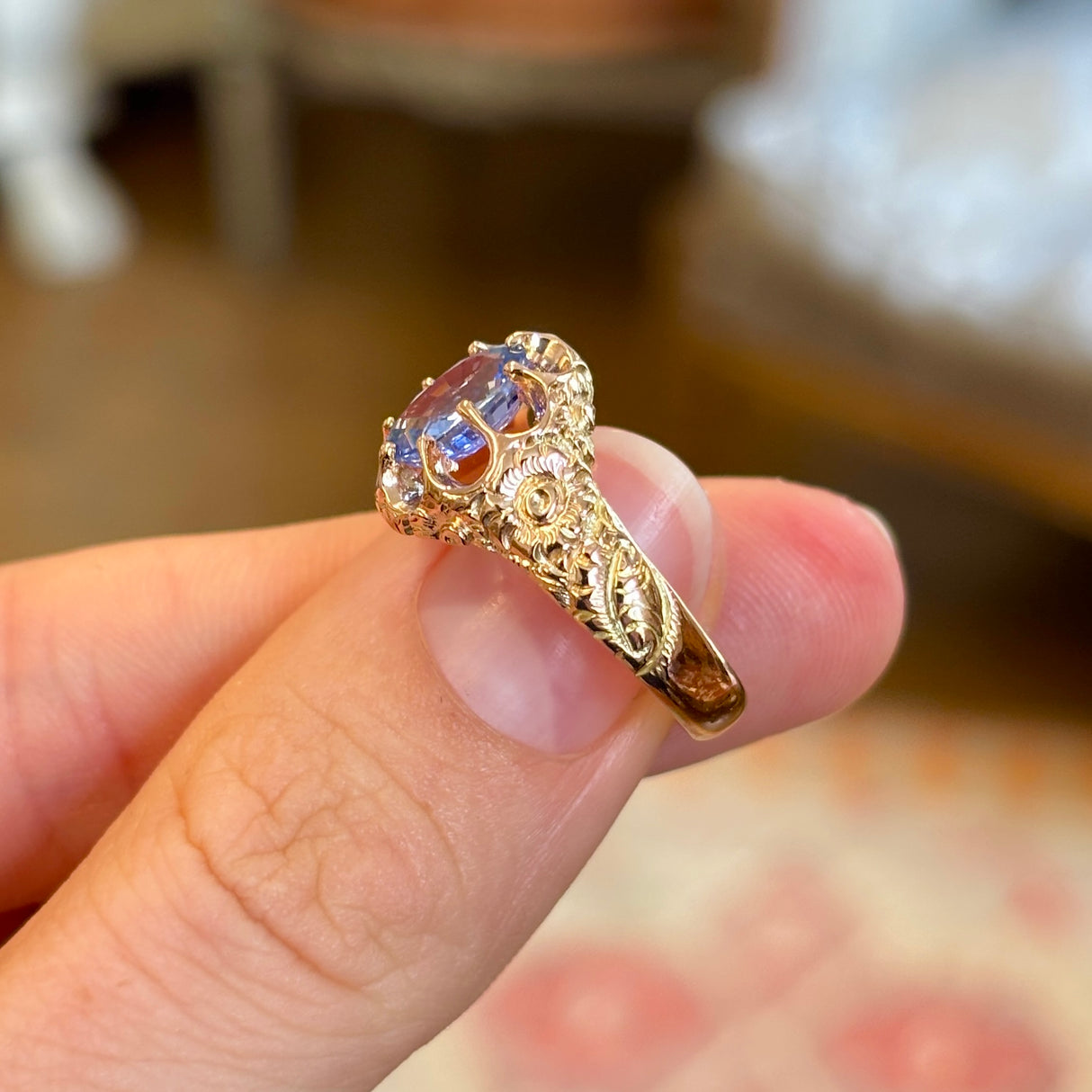 Antique, Victorian sapphire single-stone ring
