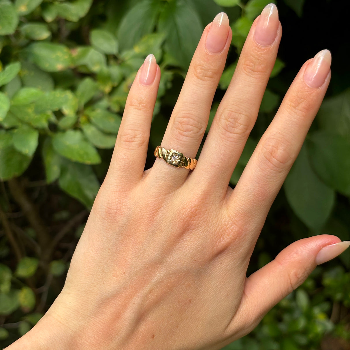 Antique, Victorian diamond gypsy ring, 18ct yellow gold