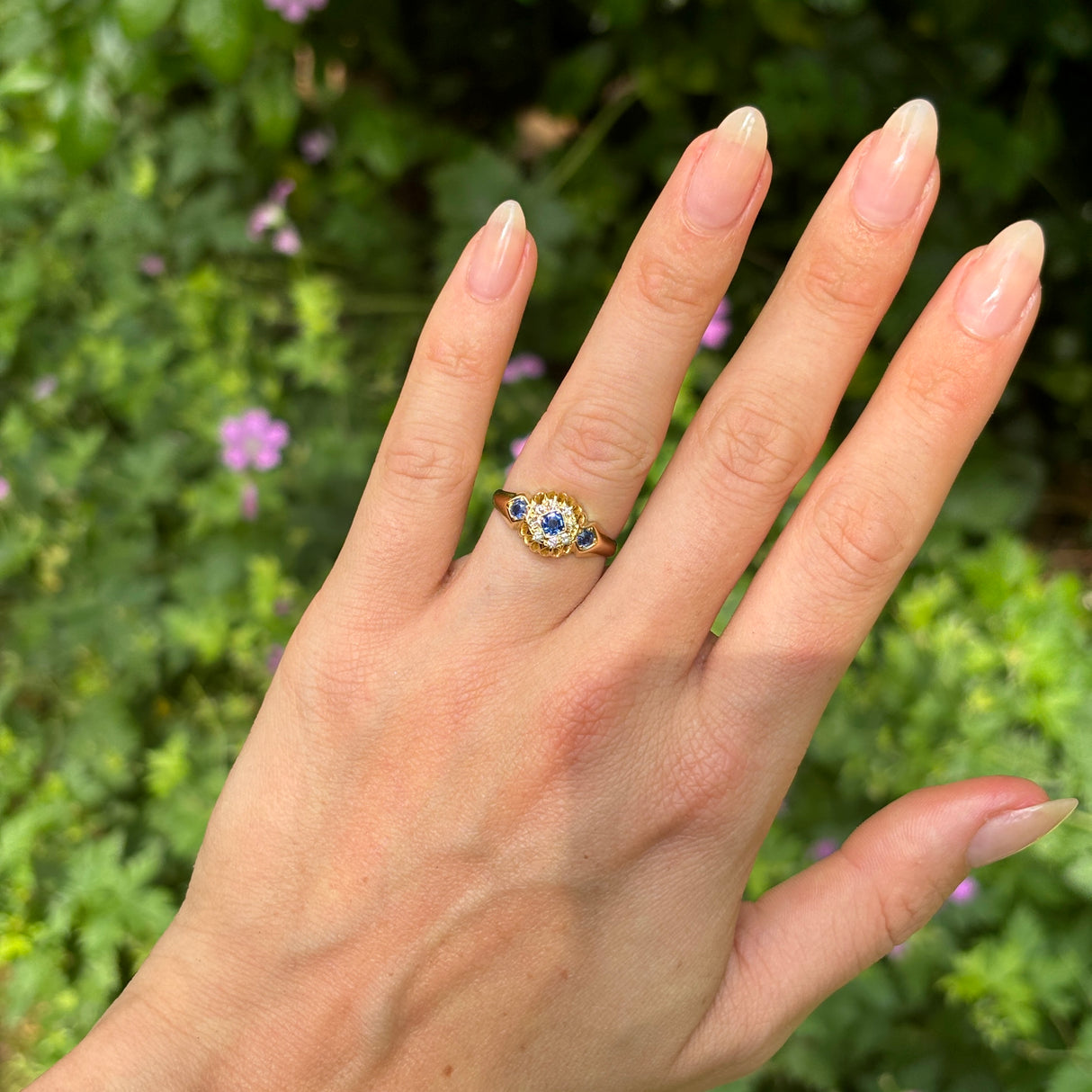 Vintage, Art Deco sapphire & diamond cluster ring, 18ct yellow gold