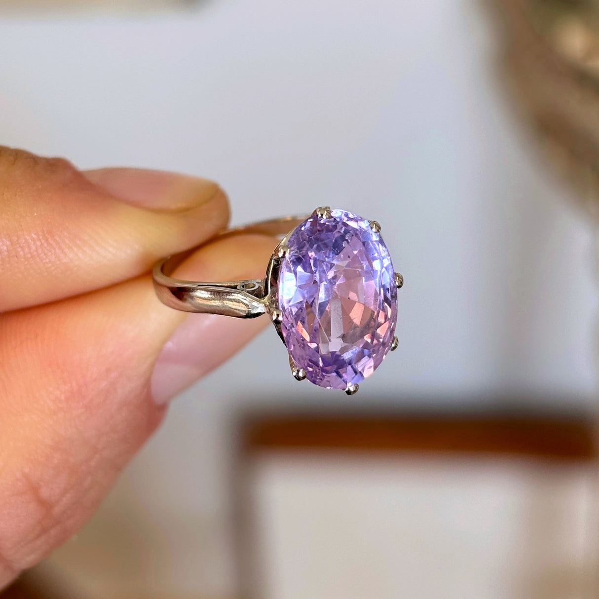 Vintage, 1940s lilac 7ct sapphire ring