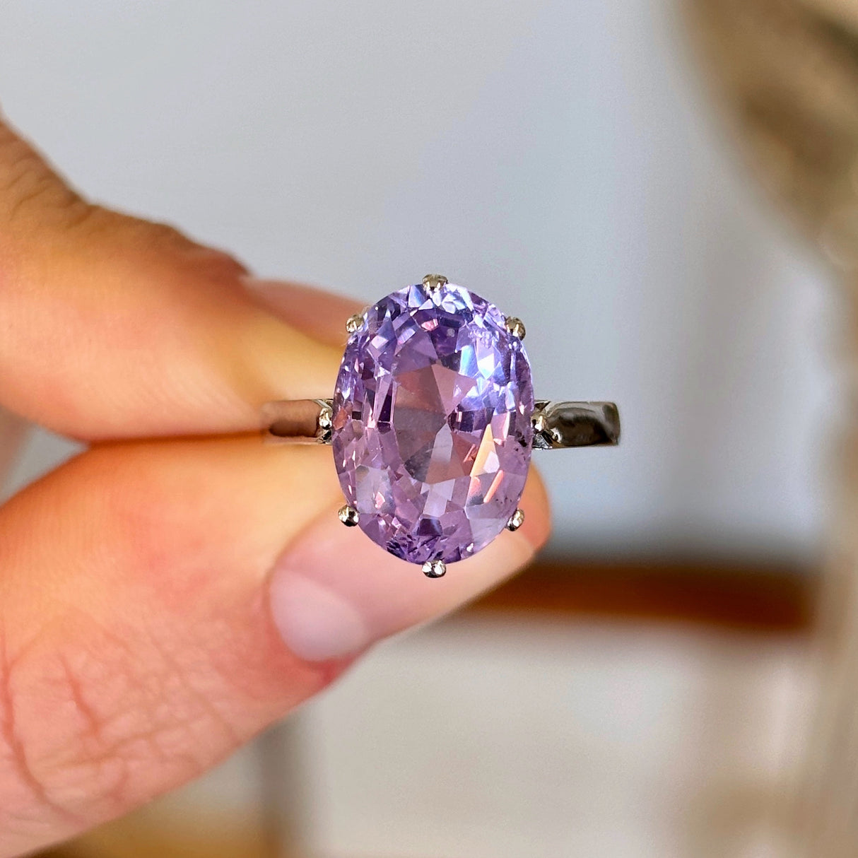 Vintage, 1940s lilac 7ct sapphire ring