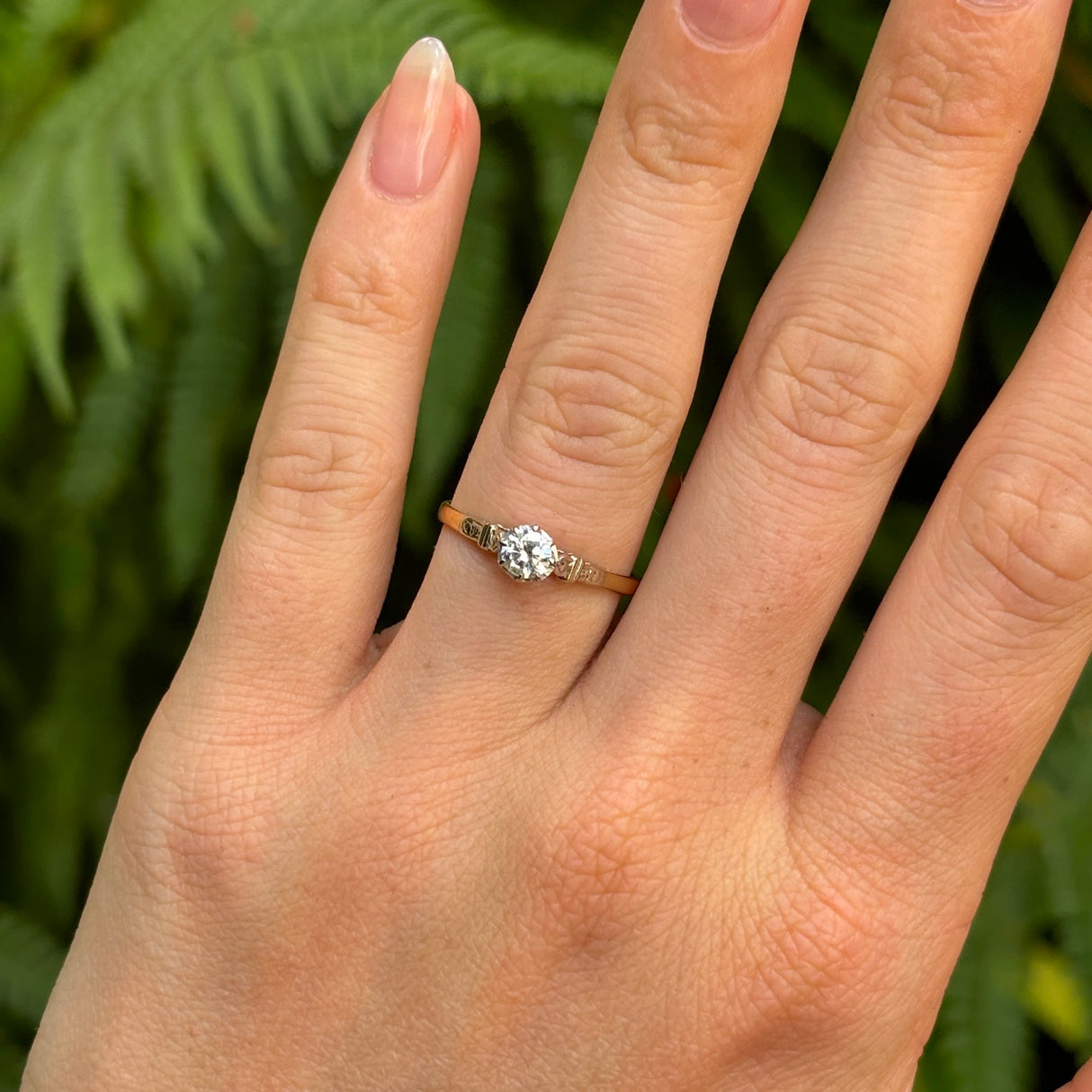 Antique, Edwardian diamond solitaire ring, 18ct yellow gold & platinum