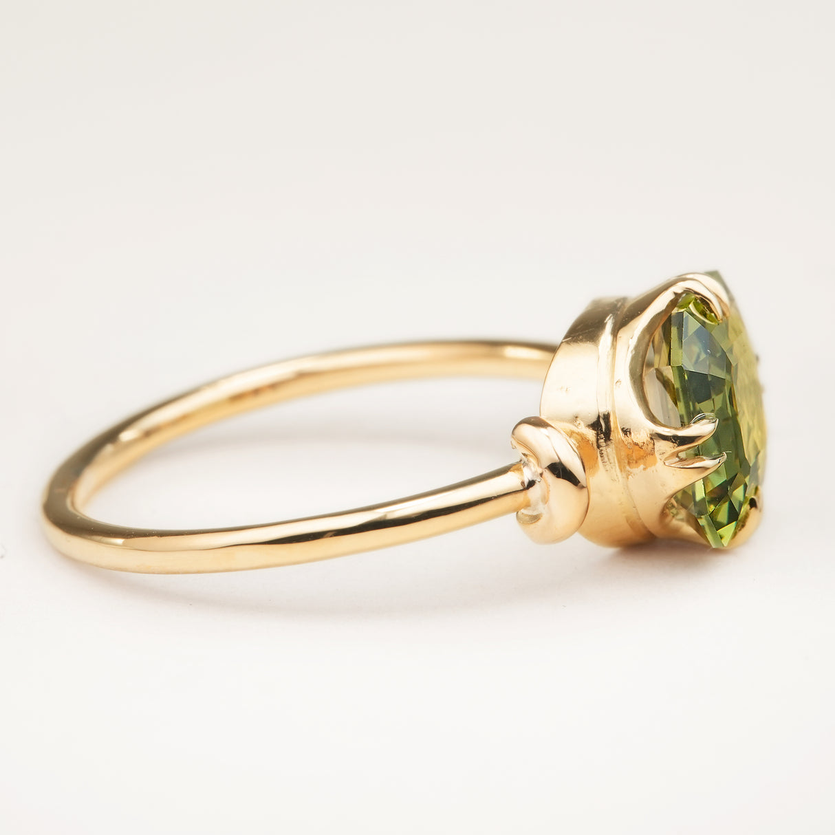 Vintage, 1980's green sapphire solitaire engagement ring