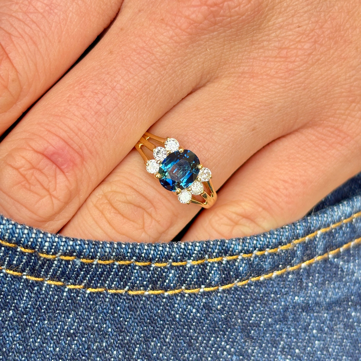 Vintage, 1970s sapphire & diamond ring