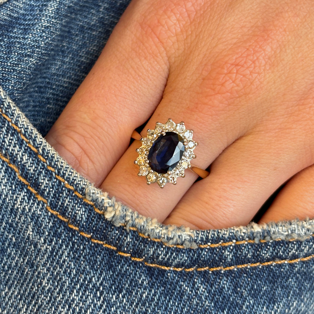 Vintage, 1960s sapphire & diamond cluster ring