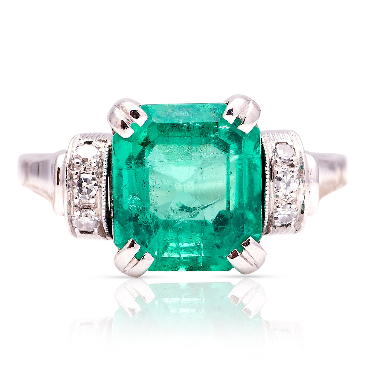Vintage, Art Deco Colombian emerald & diamond ring