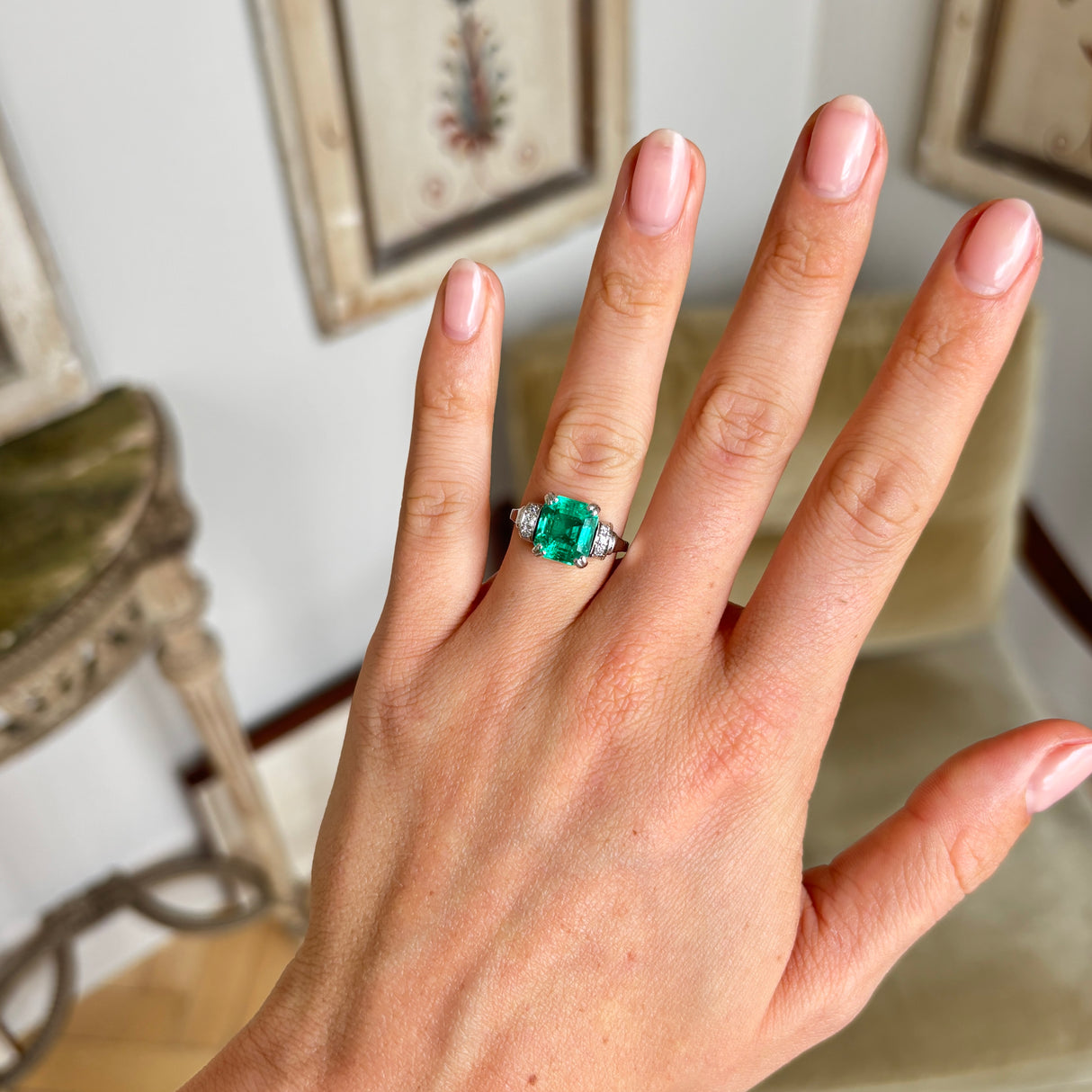 Vintage, Art Deco Colombian emerald & diamond ring