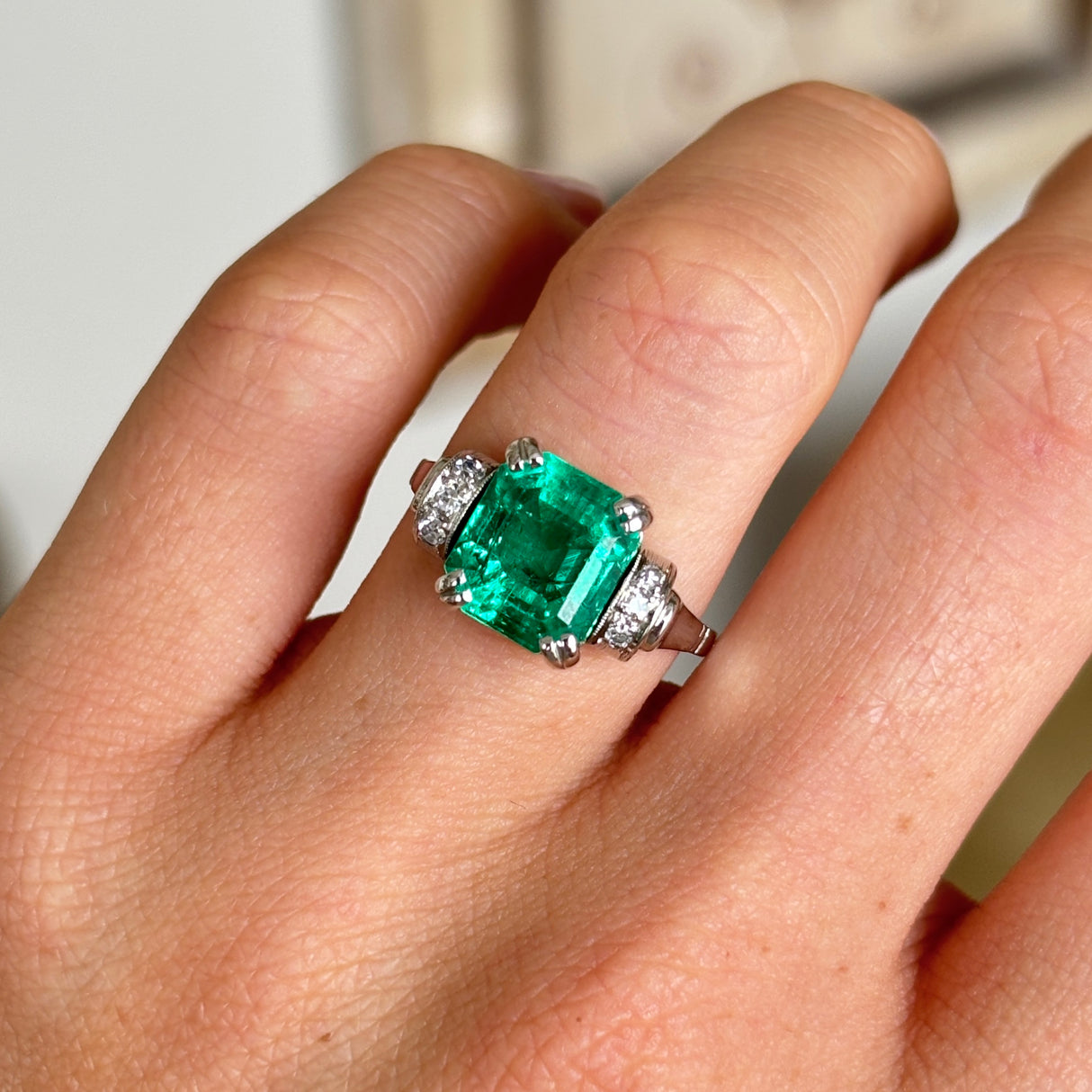 Vintage, Art Deco Colombian emerald & diamond ring