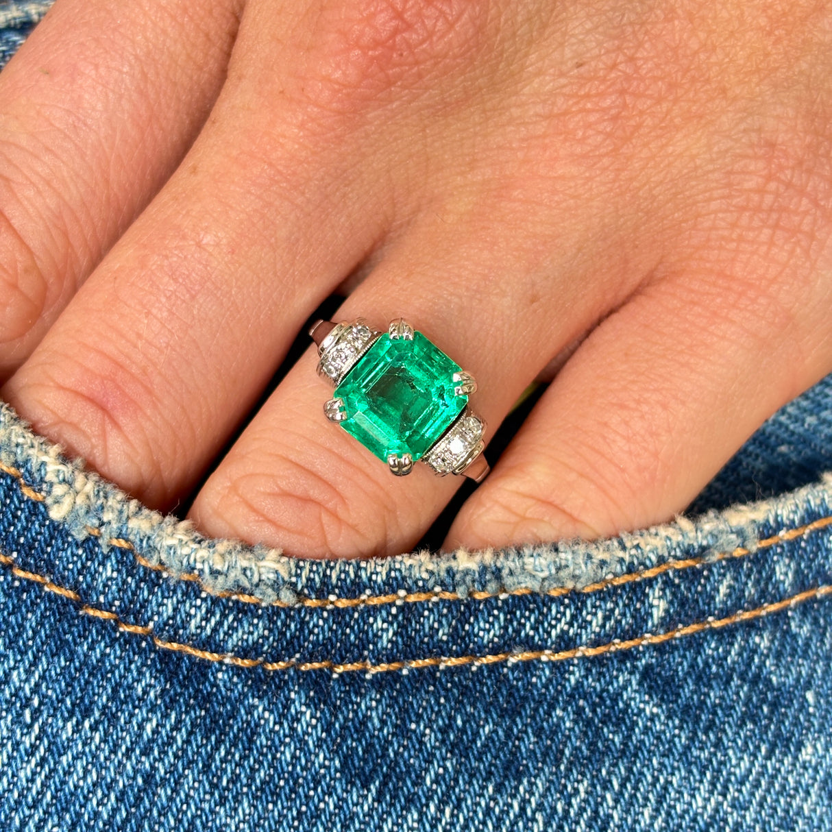 Vintage, Art Deco Colombian emerald & diamond ring