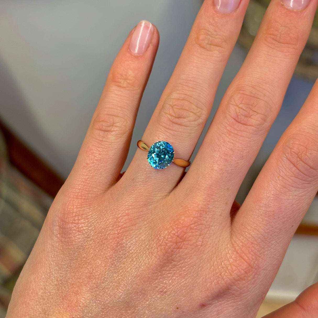 Vintage, 1940s zircon single-stone ring