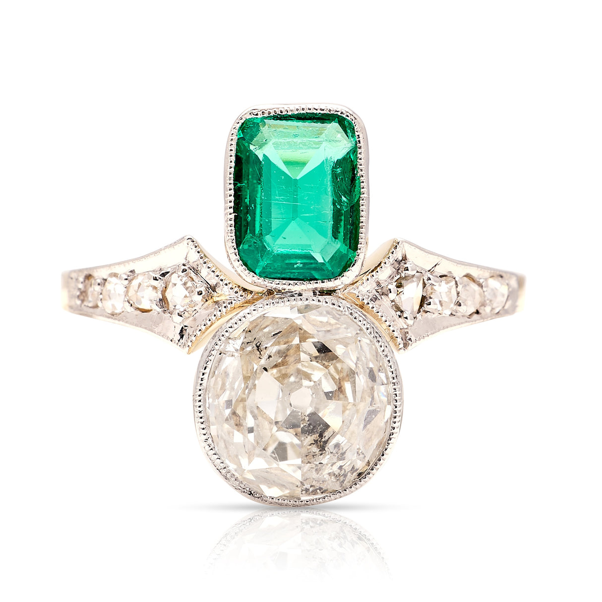 Antique, Edwardian emerald & diamond toi et moi ring