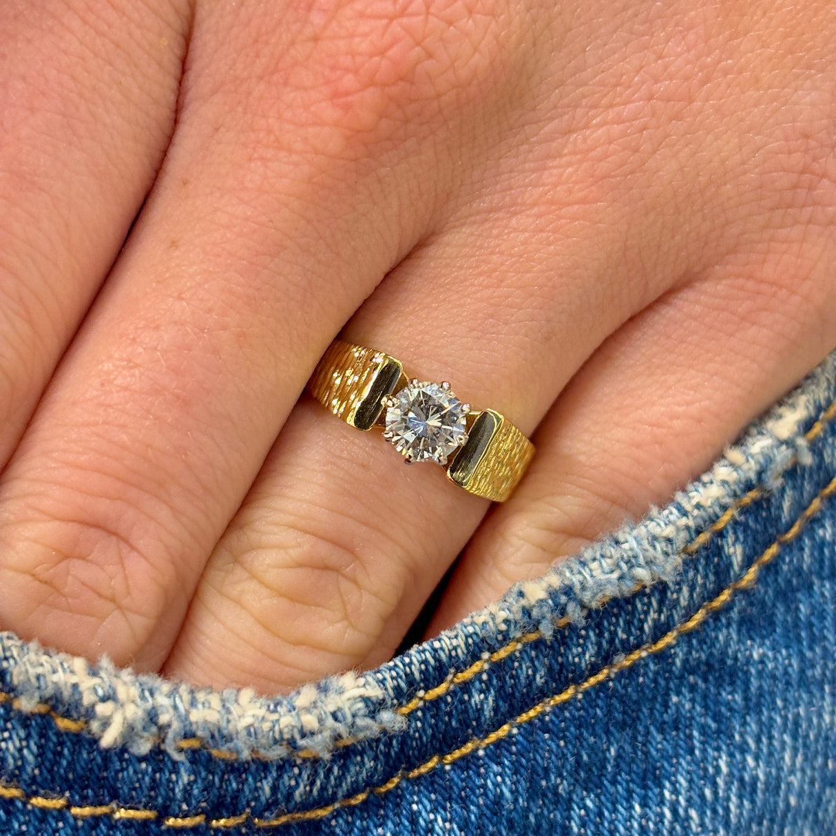 Vintage, 1950s diamond solitaire ring