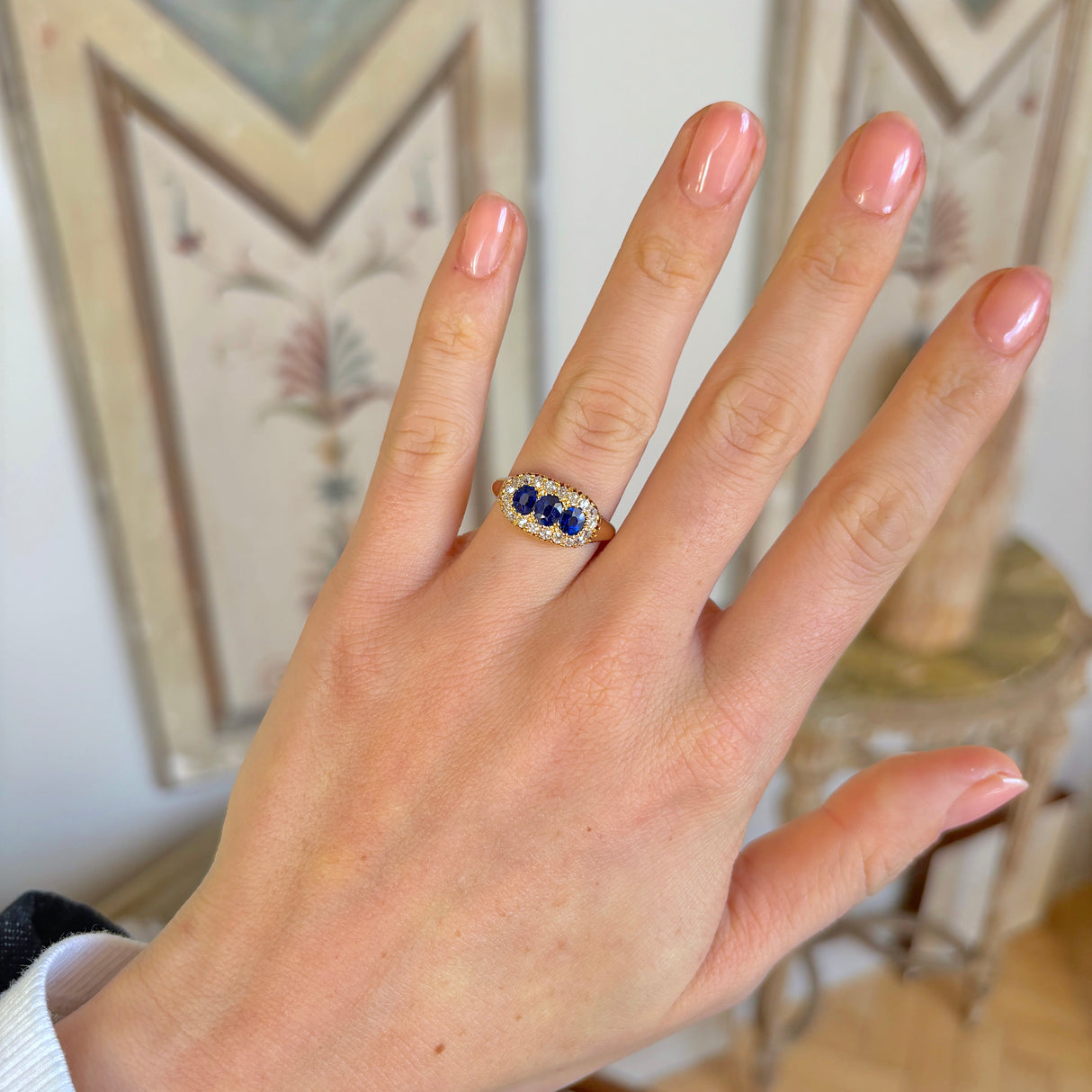 Antique, Edwardian sapphire & diamond dress ring