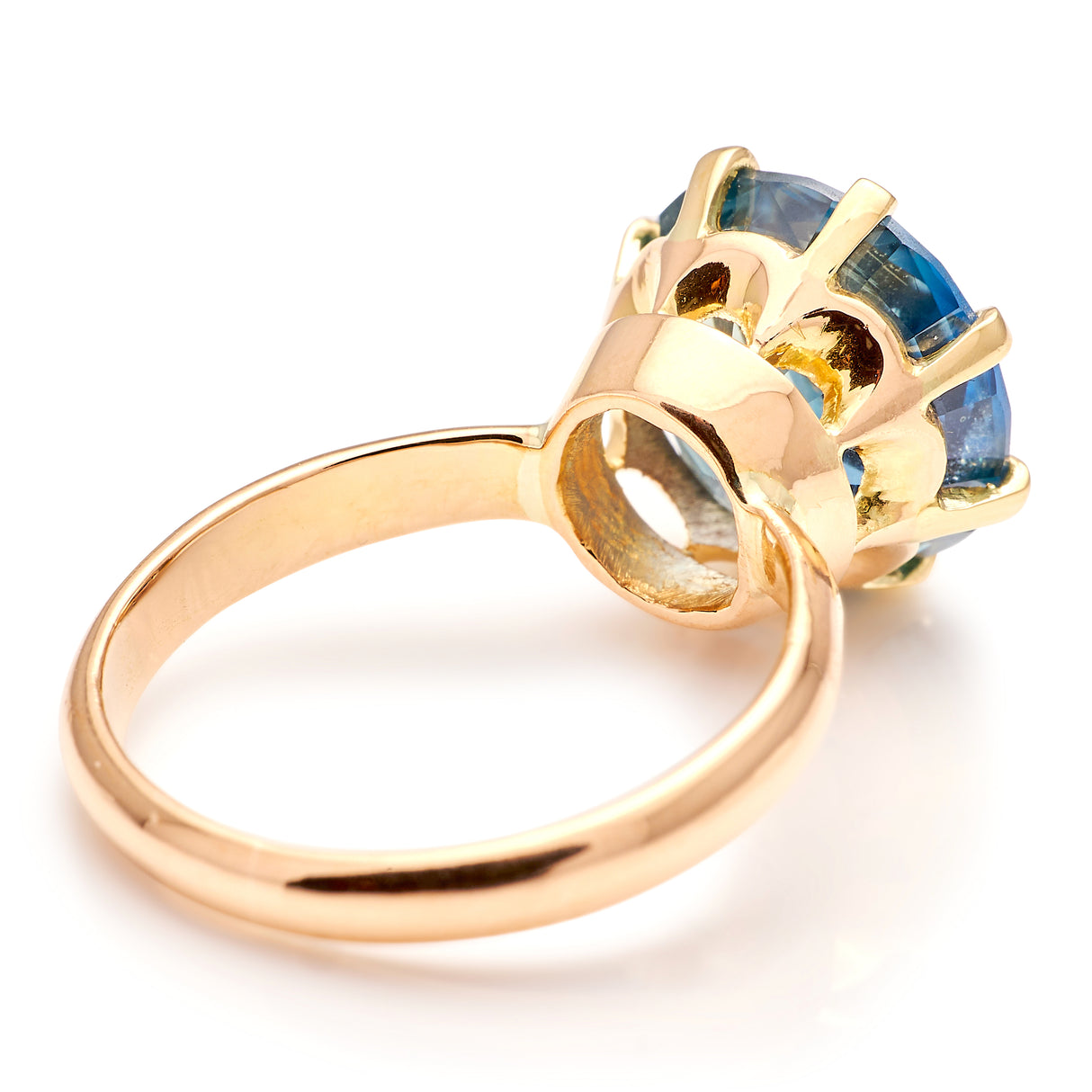 Vintage, 1980s single-stone teal sapphire ring