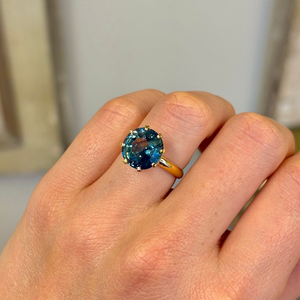 Vintage, 1980s single-stone teal sapphire ring