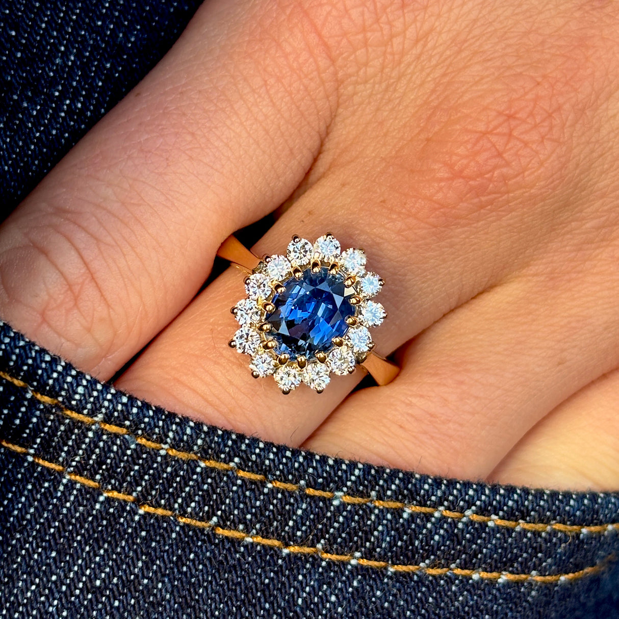 Vintage, 1980s sapphire & diamond cluster ring