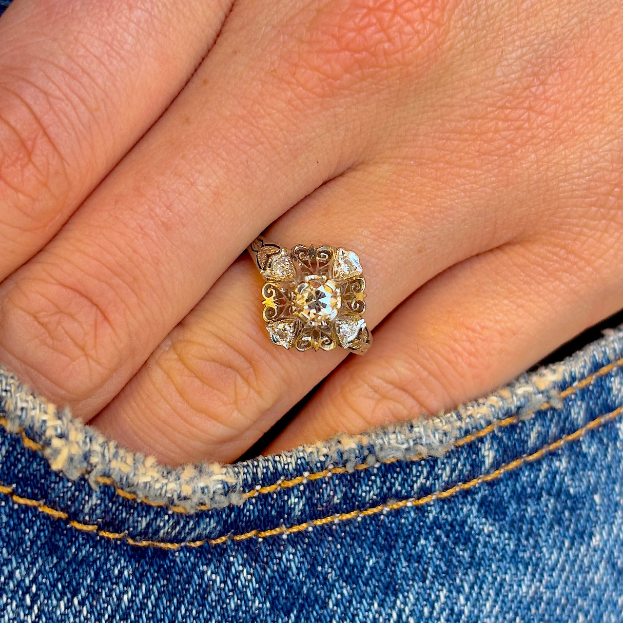 Vintage, Art Deco diamond engagement ring, 18ct white gold