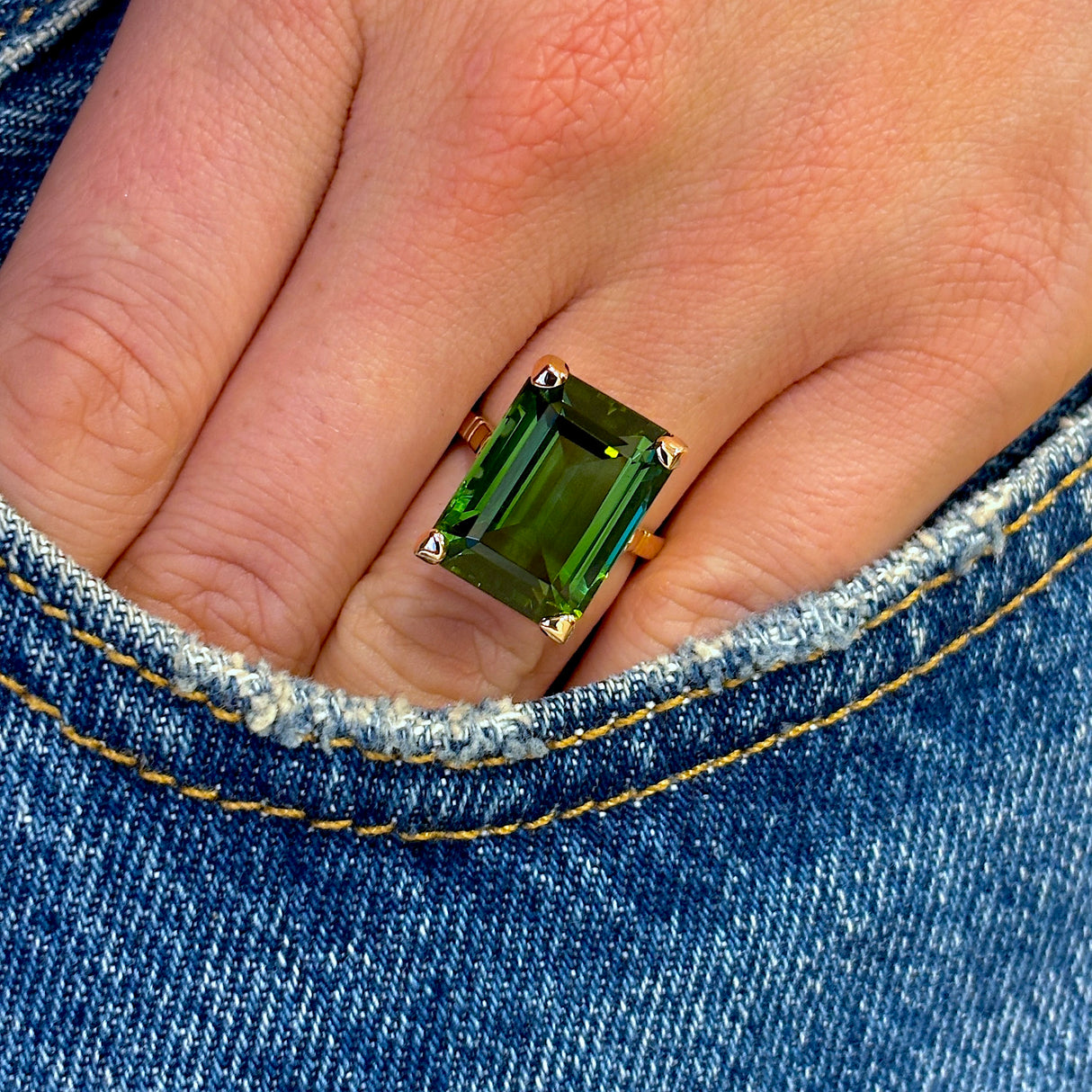 Vintage, 1950s green tourmaline cocktail ring