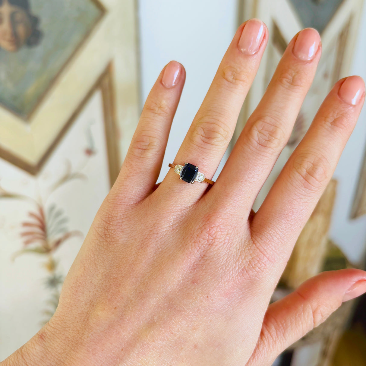 Vintage, Art Deco Sri-Lankan sapphire & diamond three-stone ring