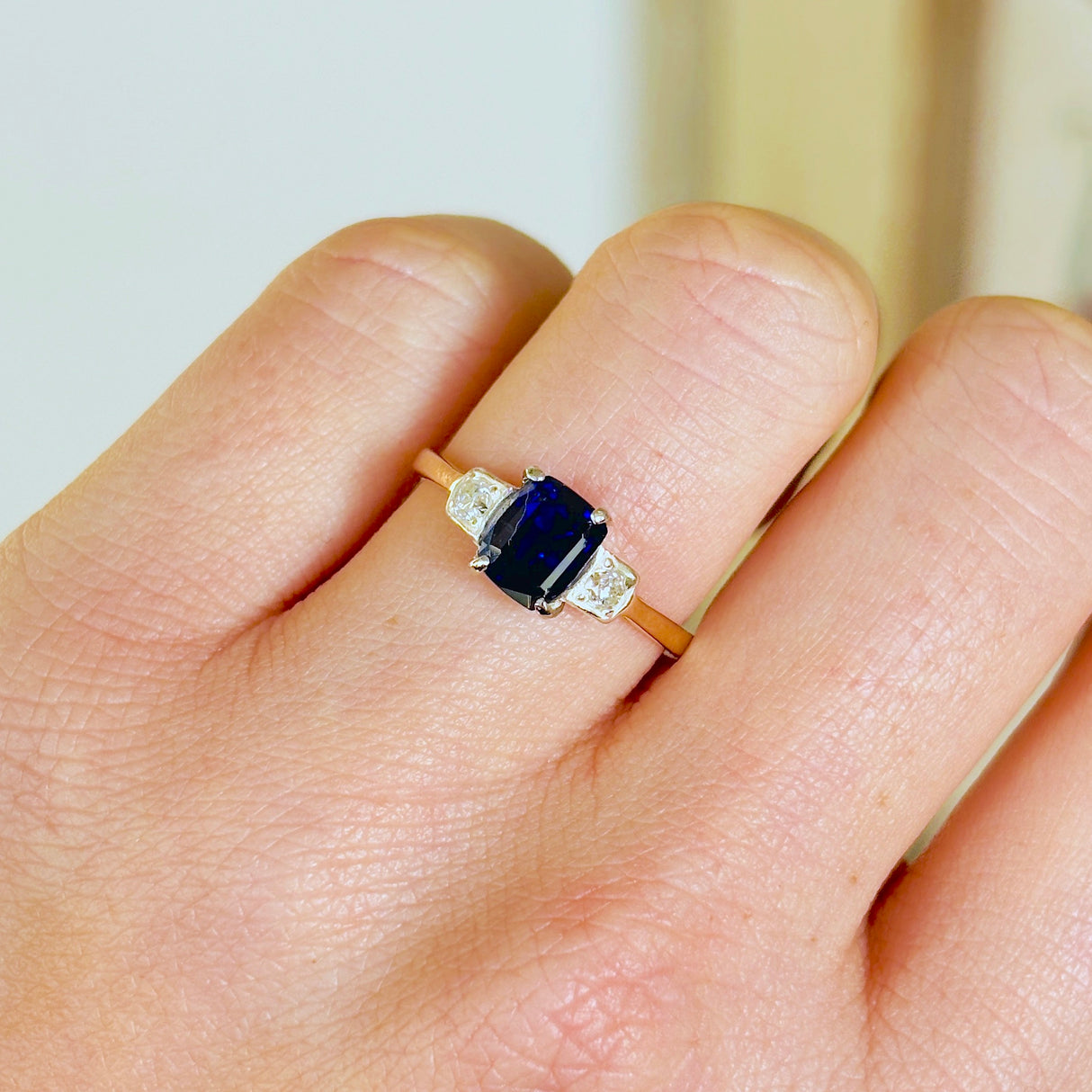 Vintage, Art Deco Sri-Lankan sapphire & diamond three-stone ring