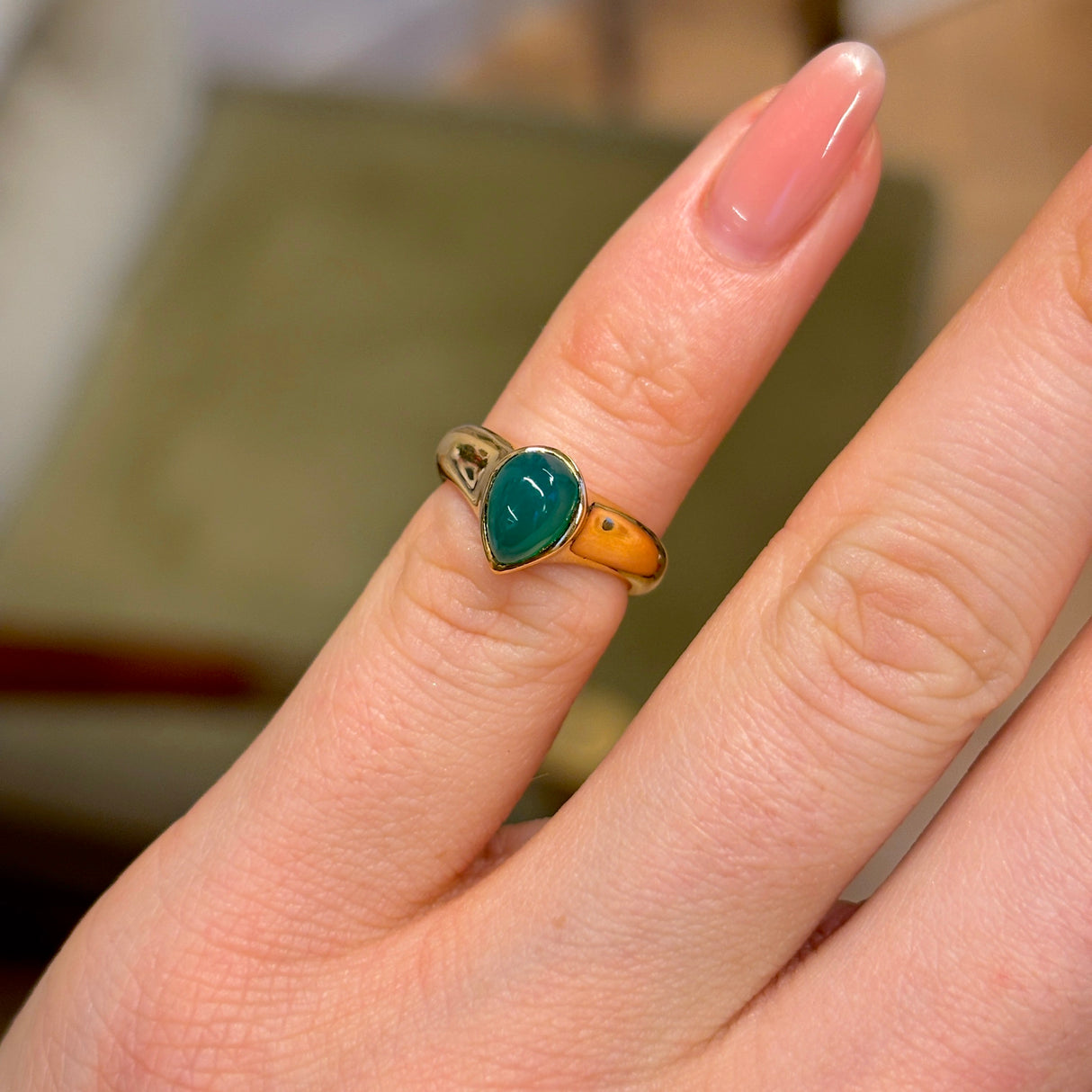 Vintage, 1960s Van Cleef & Arpels chalcedony ring