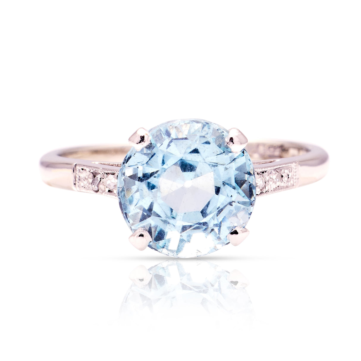 Vintage, Art Deco aquamarine ring