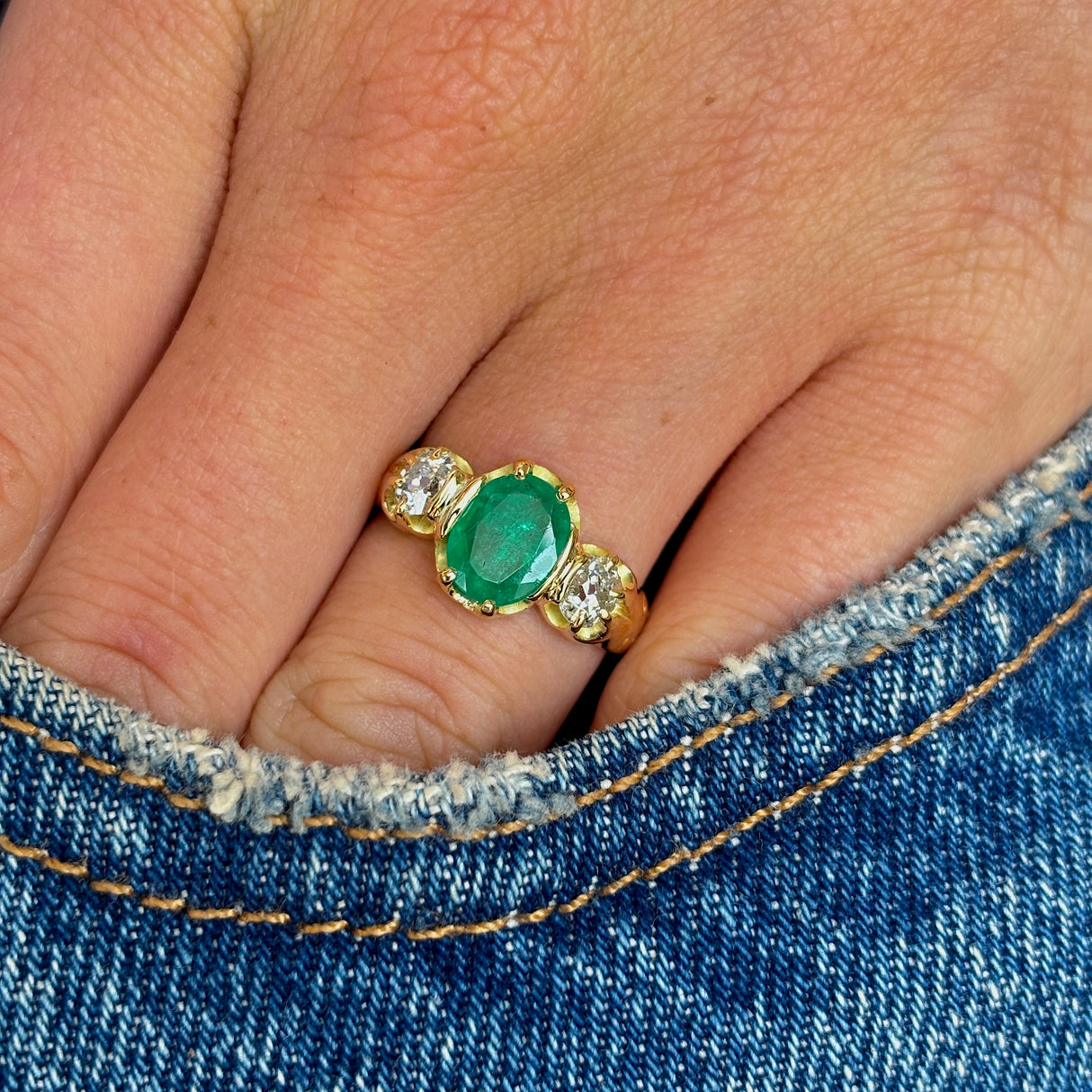 Antique, Victorian emerald & diamond three-stone ring