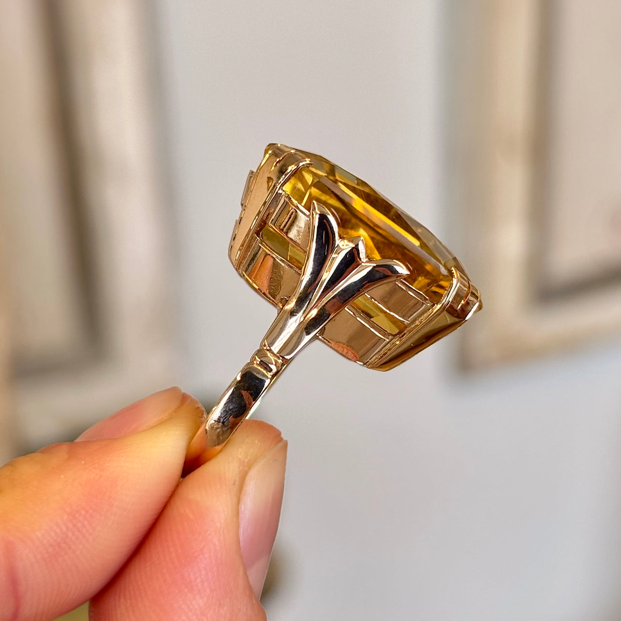 Vintage, 1940s 40ct citrine cocktail ring