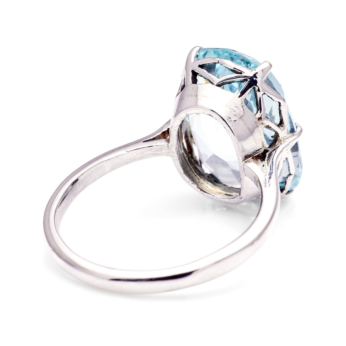 Vintage, 1970s aquamarine cocktail ring