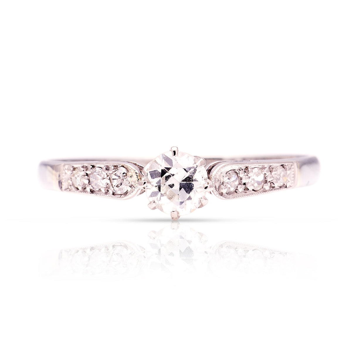 Vintage, Art Deco diamond solitaire engagement ring