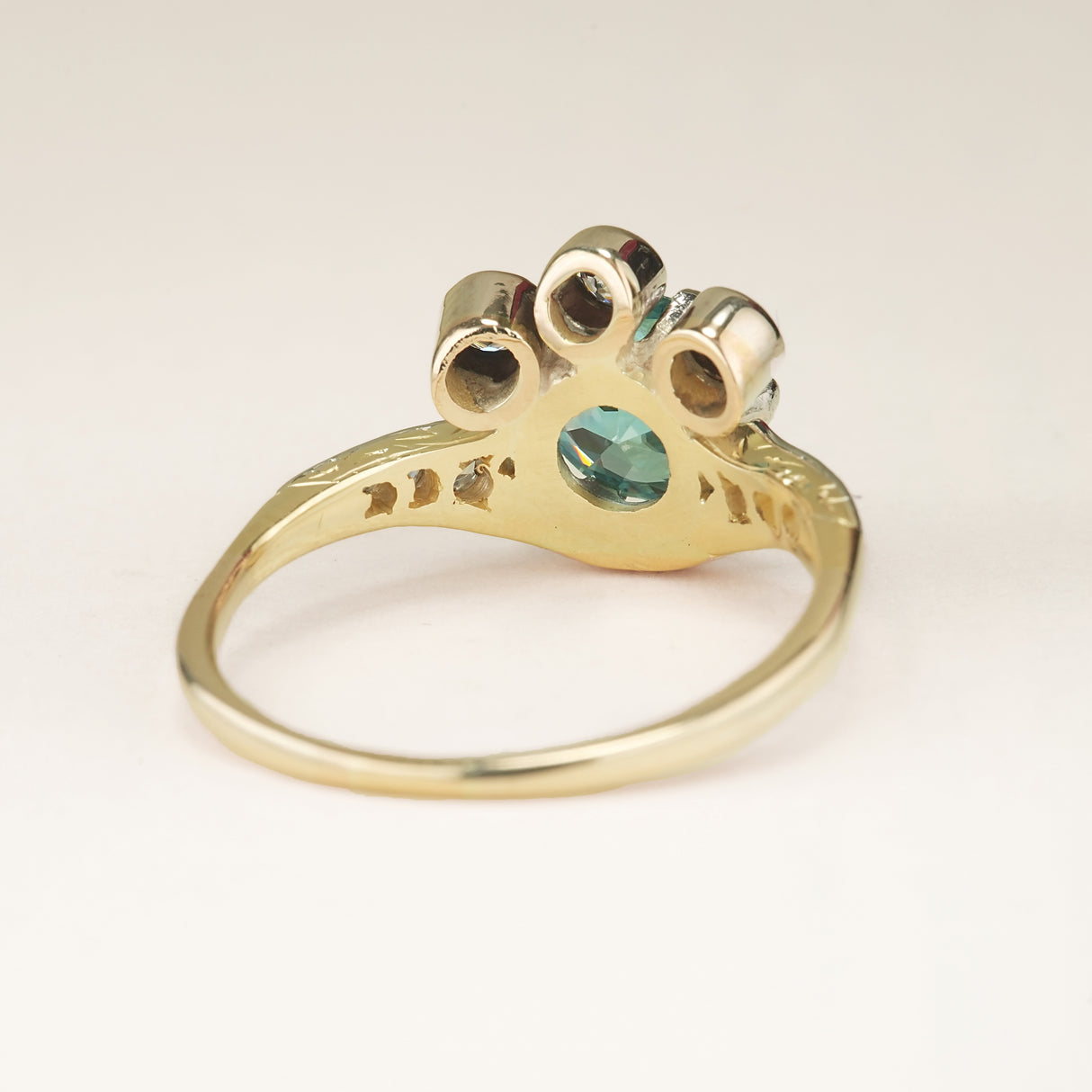 Vintage, 1950s unusual zircon & diamond ring