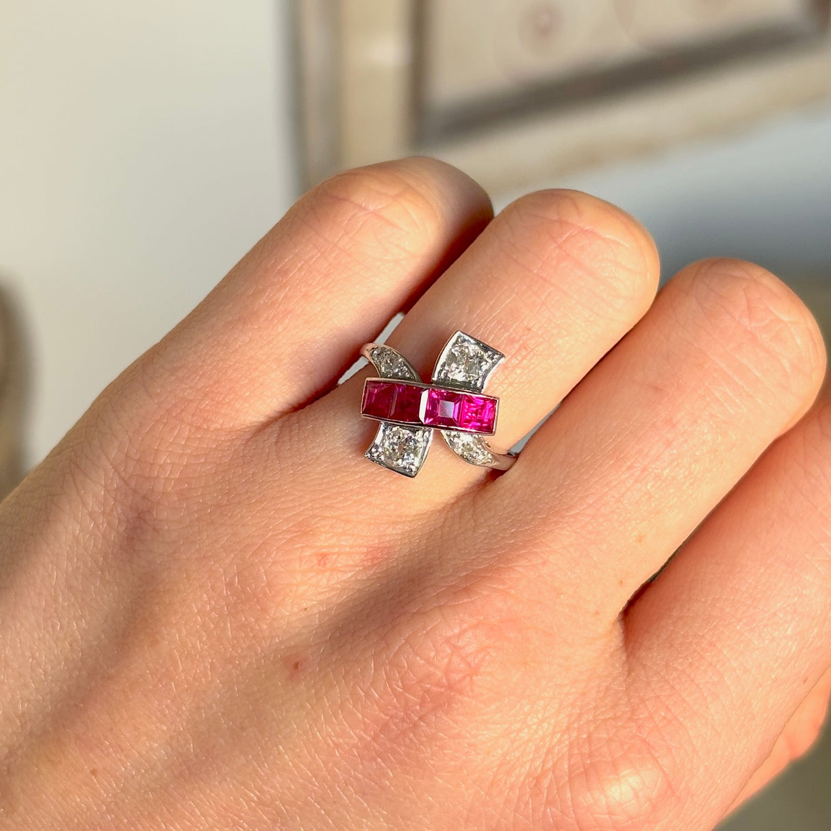 Vintage, 1930s ruby & diamond ring