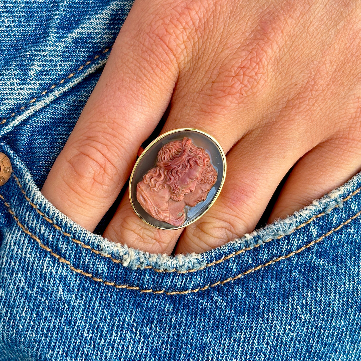 Antique, Victorian Jupiter & Juno agate cameo ring