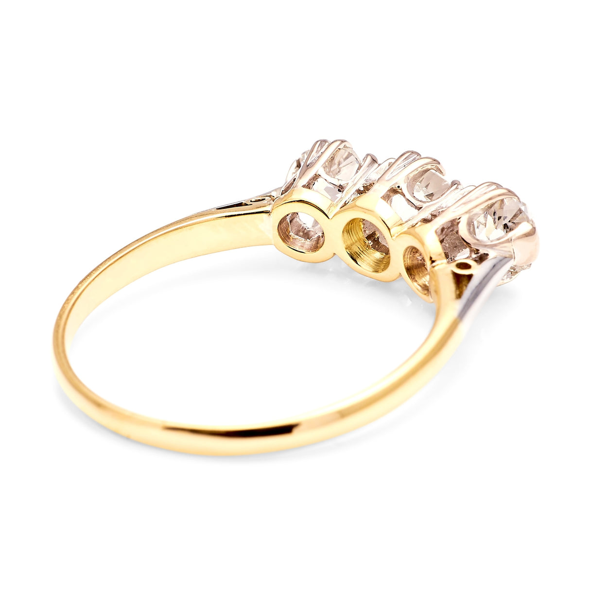 Antique, Edwardian three-stone diamond ring