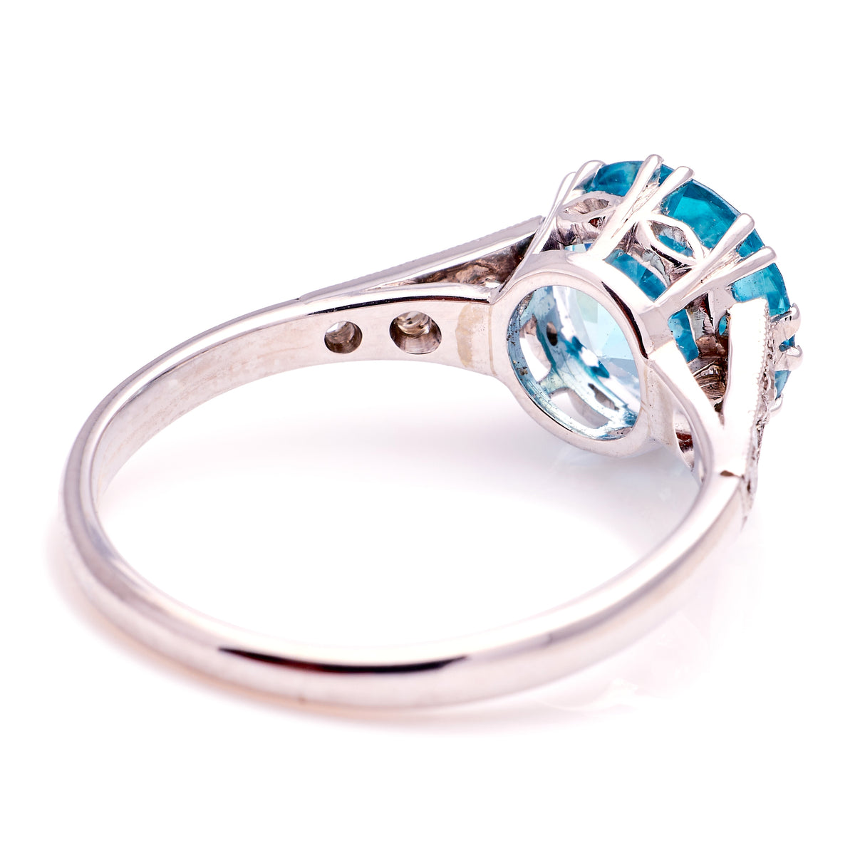 Antique, Edwardian zircon single-stone ring