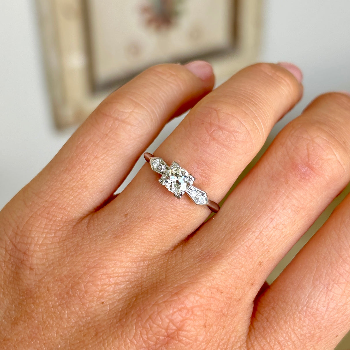 Vintage, Art Deco diamond engagement ring