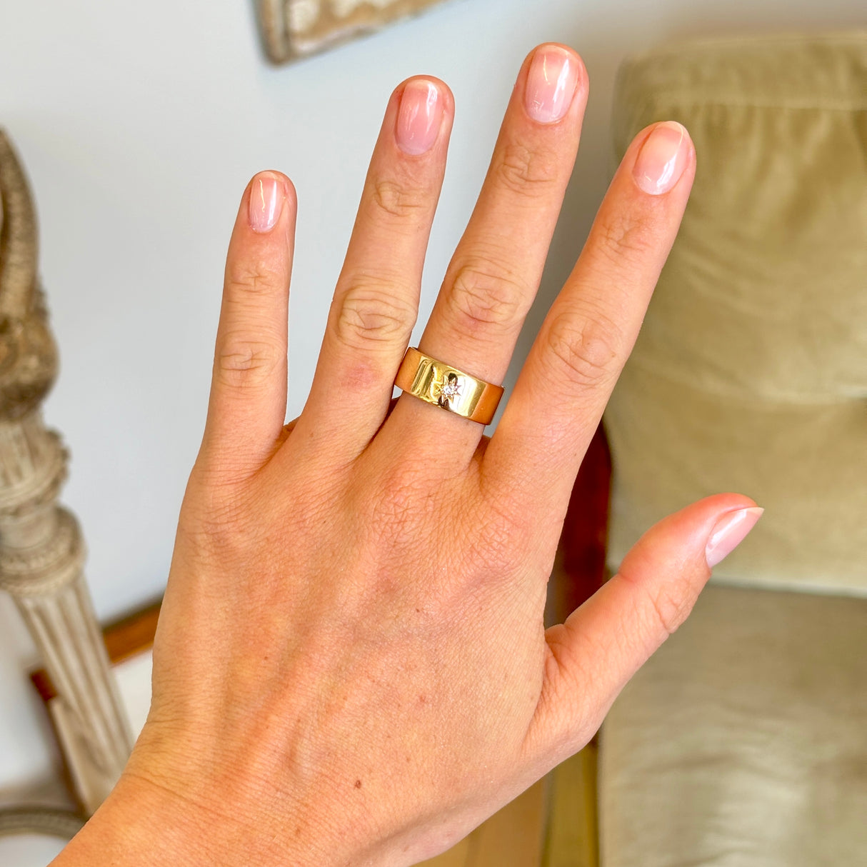 Antique, 1900s diamond solitaire gypsy ring