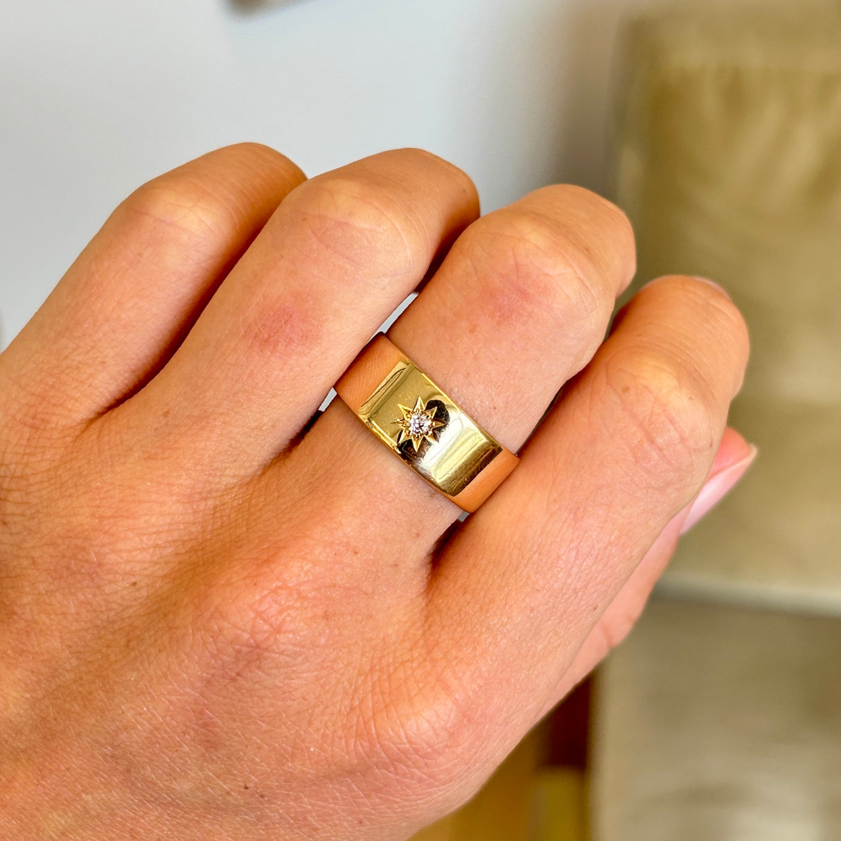 Antique, 1900s diamond solitaire gypsy ring