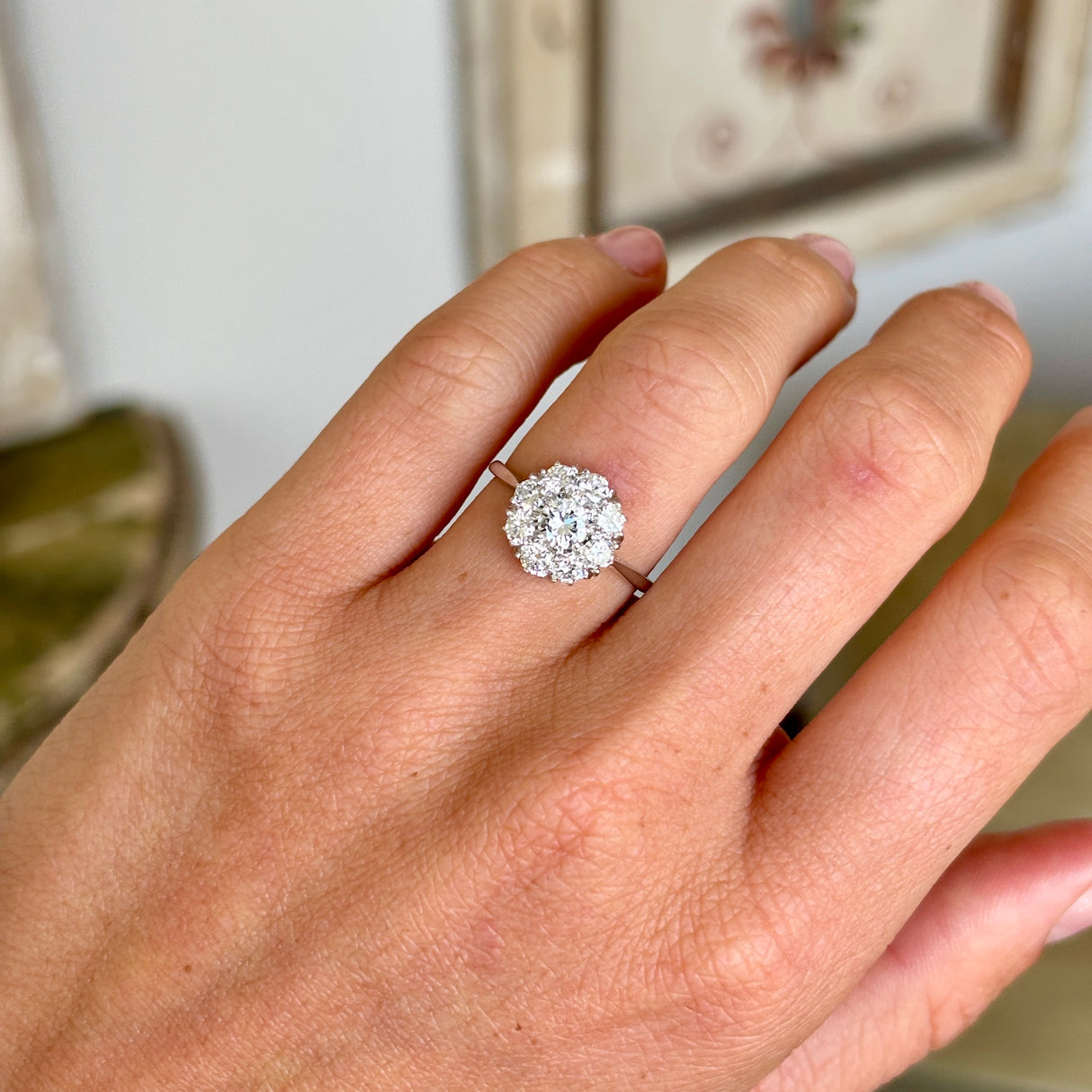 Vintage, 1920s diamond cluster ring