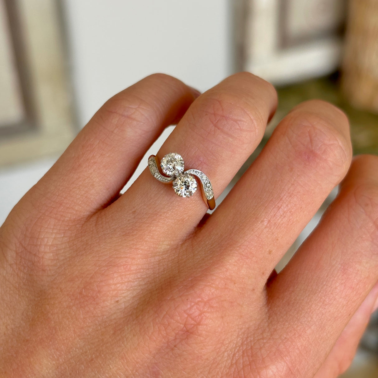 Antique, Edwardian toi et moi diamond ring