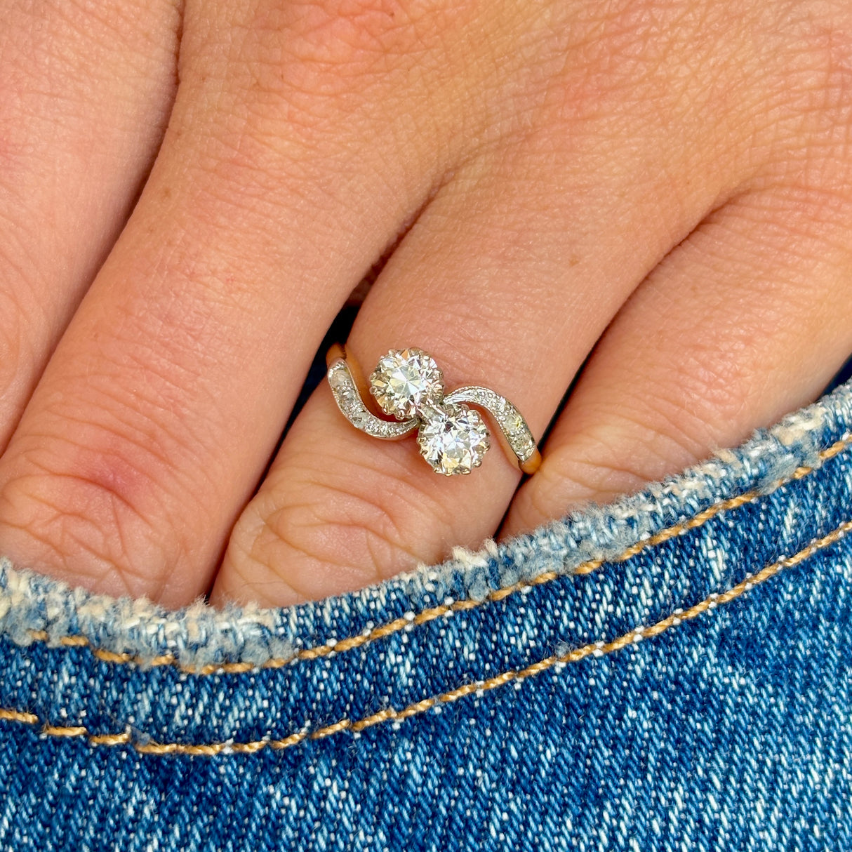 Antique, Edwardian toi et moi diamond ring