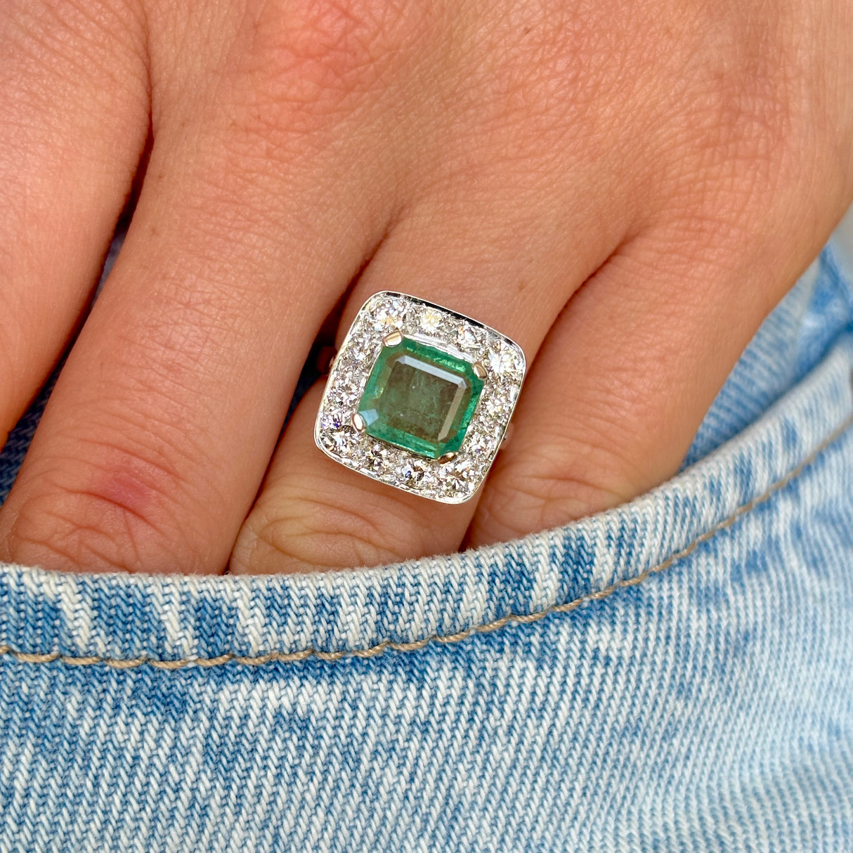 Vintage, 1950s emerald & diamond cluster ring