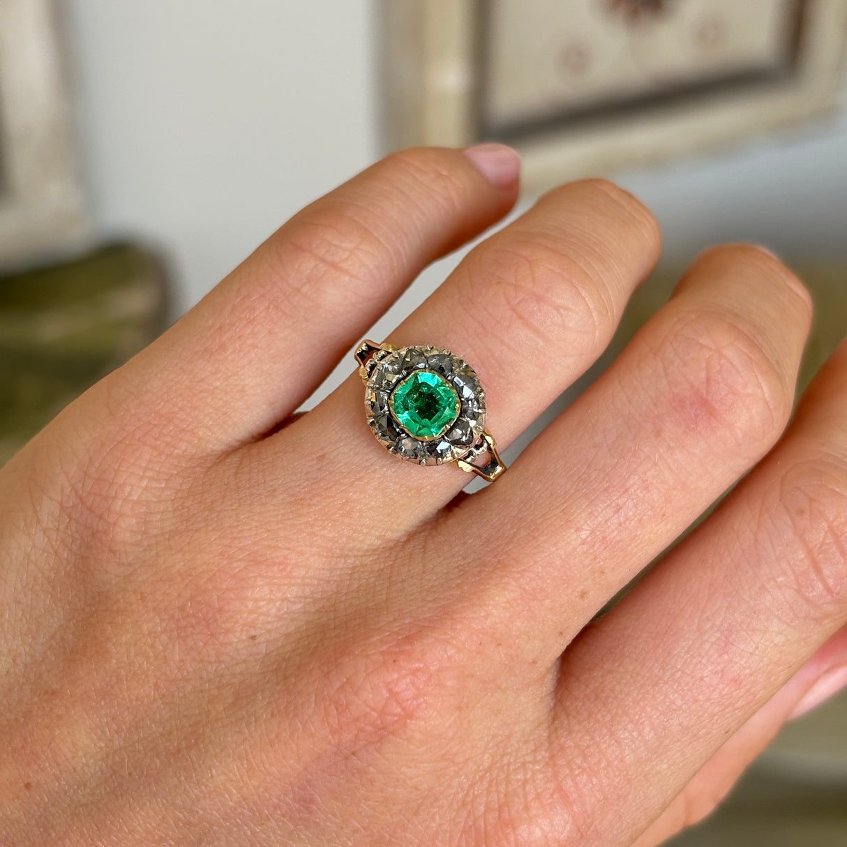 Antique, Georgian emerald & diamond cluster ring